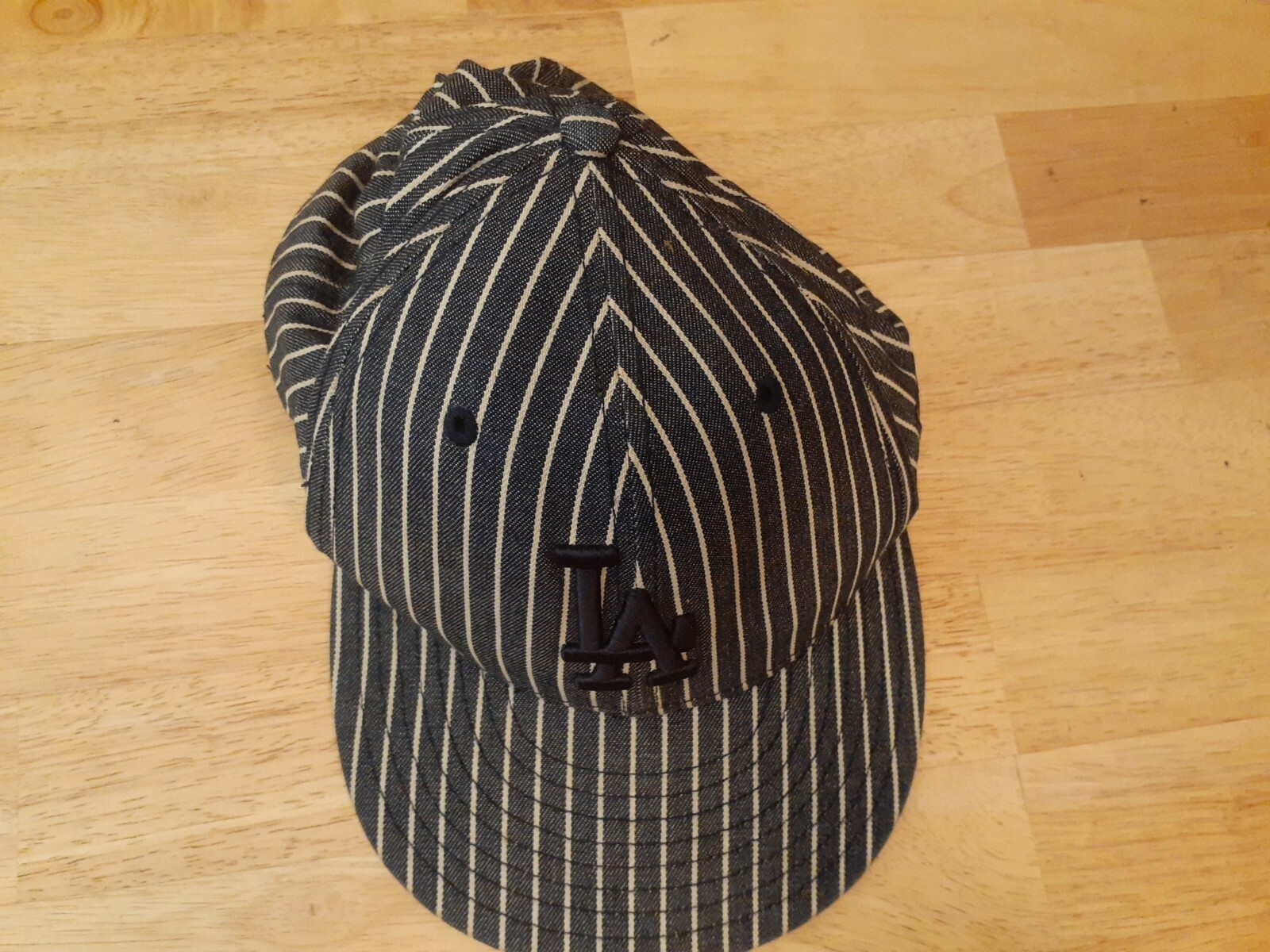 Picture 2 of 6