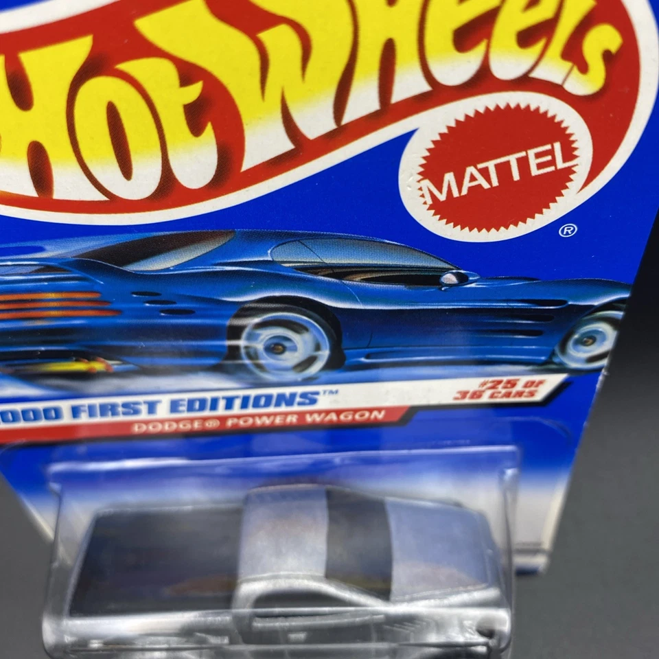 2001 Hot Wheels First Editions Dodge Power Wagon prata com cartão rasgado - Imagem 2 de 3