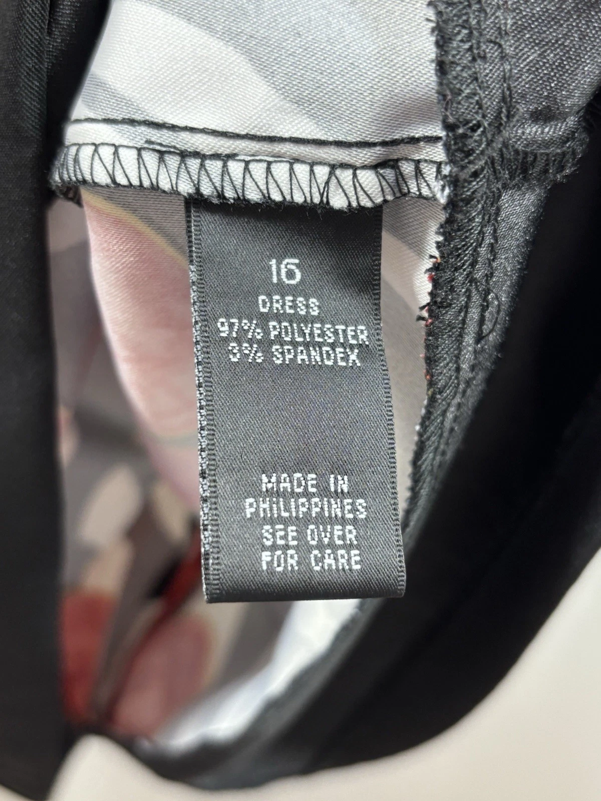 Abito donna ALYX taglia 16 rosso nero floreale senza maniche tubino lunghezza ginocchio