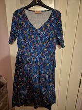Popsy Size 8 Blue Alphabet Dress V Neck With Attached Belt