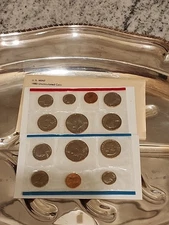 1980 P&D US Mint Set. 13 COIN SET   With Envelope of Issue              #MF-3969