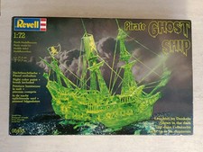 Pirates Ghost Ship Plastic Model طقم (قديم للمقتنيات)