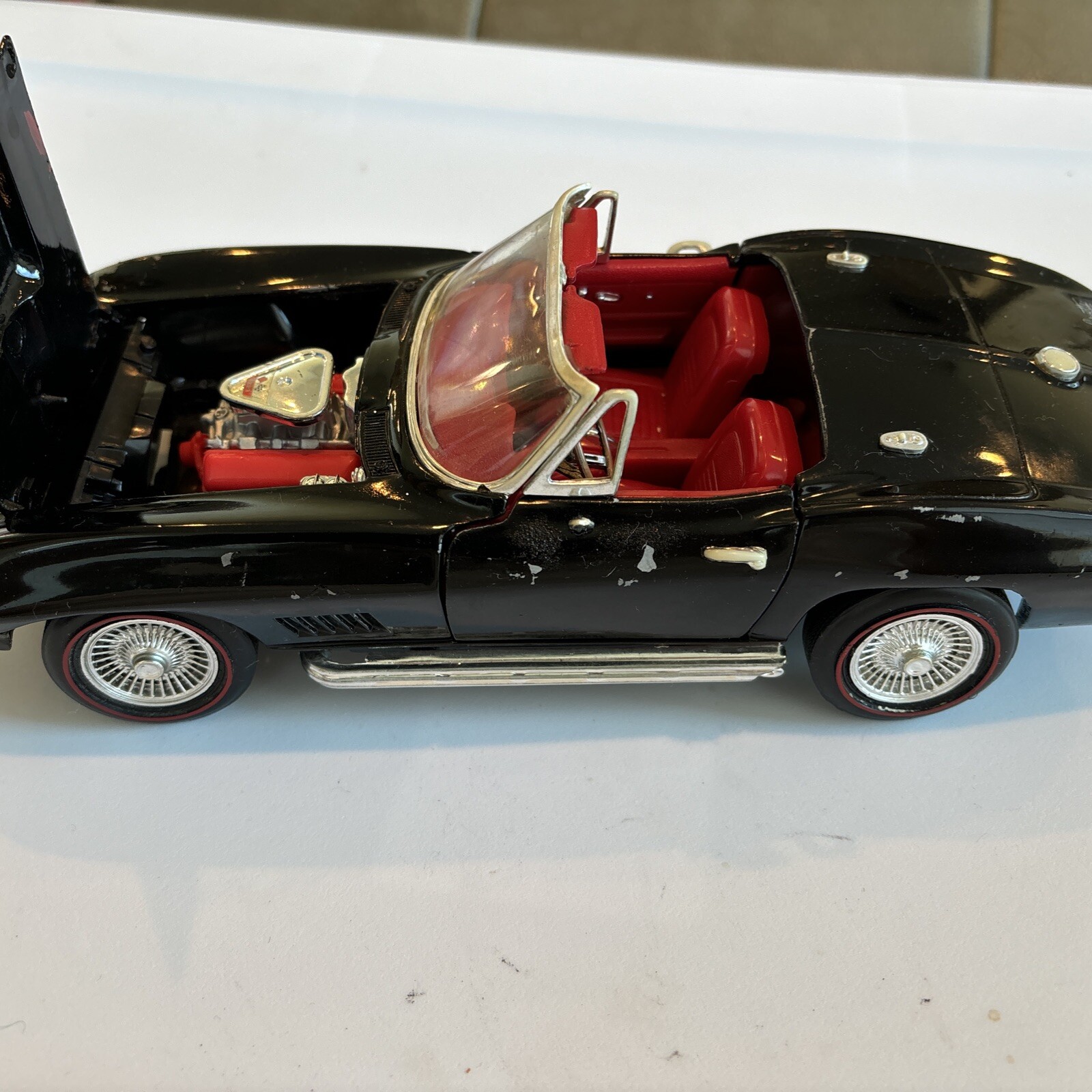 Picture 2 of 9