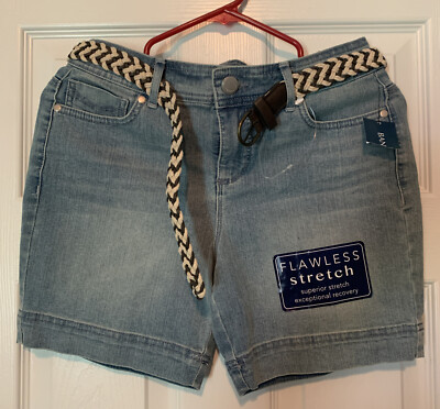 Bandolino Womens Amalia Shorts 4P Petite Denim Stretch W/ Belt New!!!