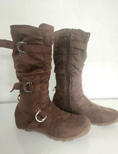 STREET FEET WOMEN'S BROWN SUEDE BOOTS SIZE. 10 COMFORT & SUPPORT