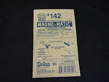 Kadee HO Scale Metal Knuckle Couplers - #142 Medium Overset Whisker (2 pr)