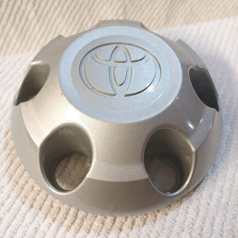 20052023 Toyota Steel Wheel Hub Center Cap OEM Used 4260B04010
