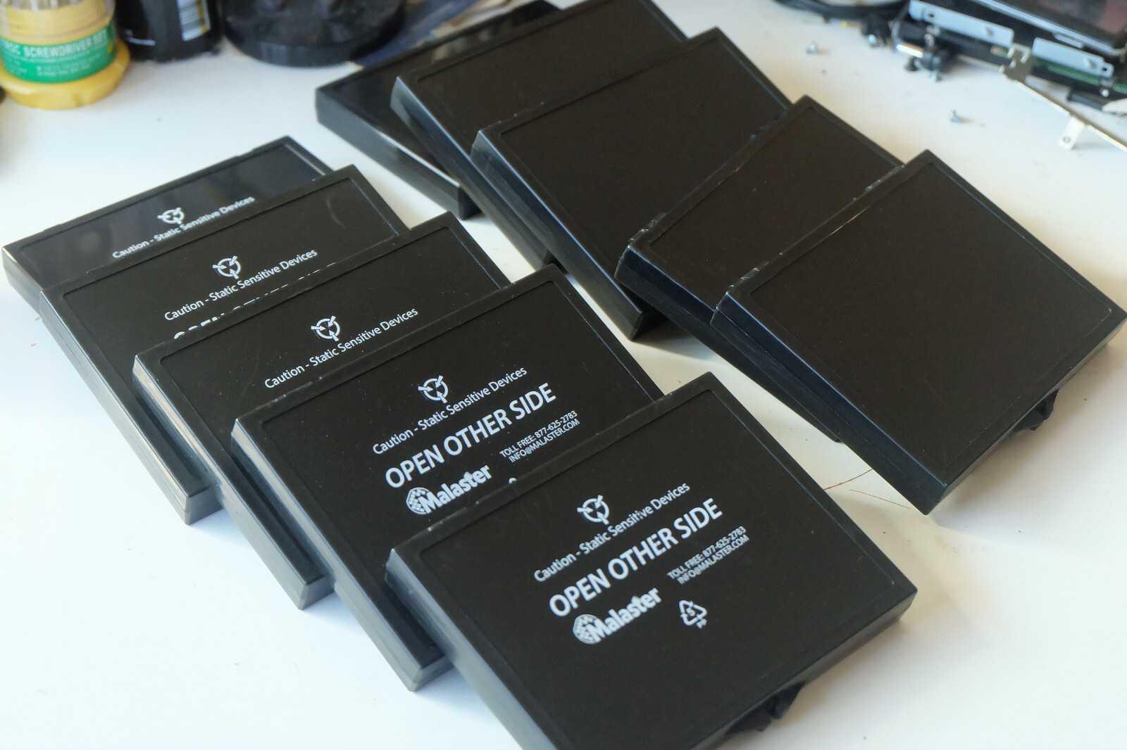 Lot of 10x Malaster MC-1135C hinged ESD protective anti-static box 0.5x3.5x4.5"