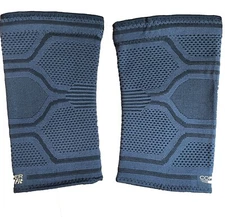 Copper Fit Copper Elite Knee Sleeve 2 Pk Opened Package /New Black