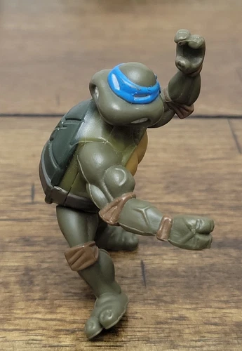 VTG Teenage Mutant Ninja Turtles Mini 2002 Leonardo  Mirage Studio Playmates Toy