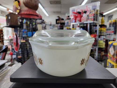 Vintage Pyrex #043 Town And Country Casserole Dish With Lid - Picture 4 of 9