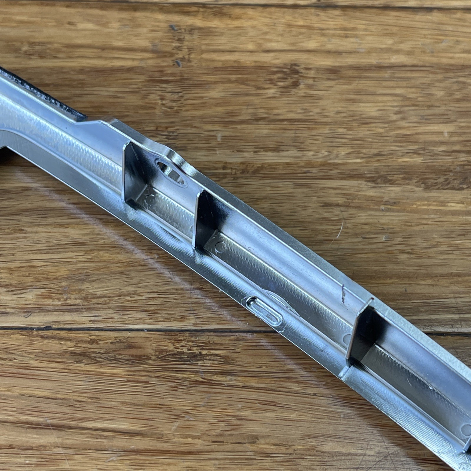 2017-2023 Rolls Royce Dawn RR6 Rear Left Side Panel Trim Cover Chrome OEM