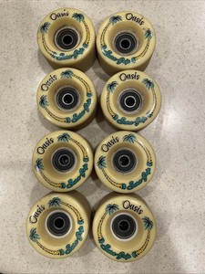 Oasis Sure Grip Skate Roller Wheels Set Of 8 Aqua/Teal Palm Trees