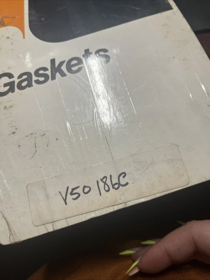 Junta de cubierta de válvula de motor Victor VS27546 Foto 2 de 2