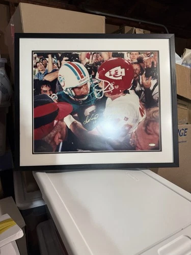 Joe Montana & Dan Marino Signed Gold Ink 20x20 w/ Upper Deck COA Chiefs Dolphins