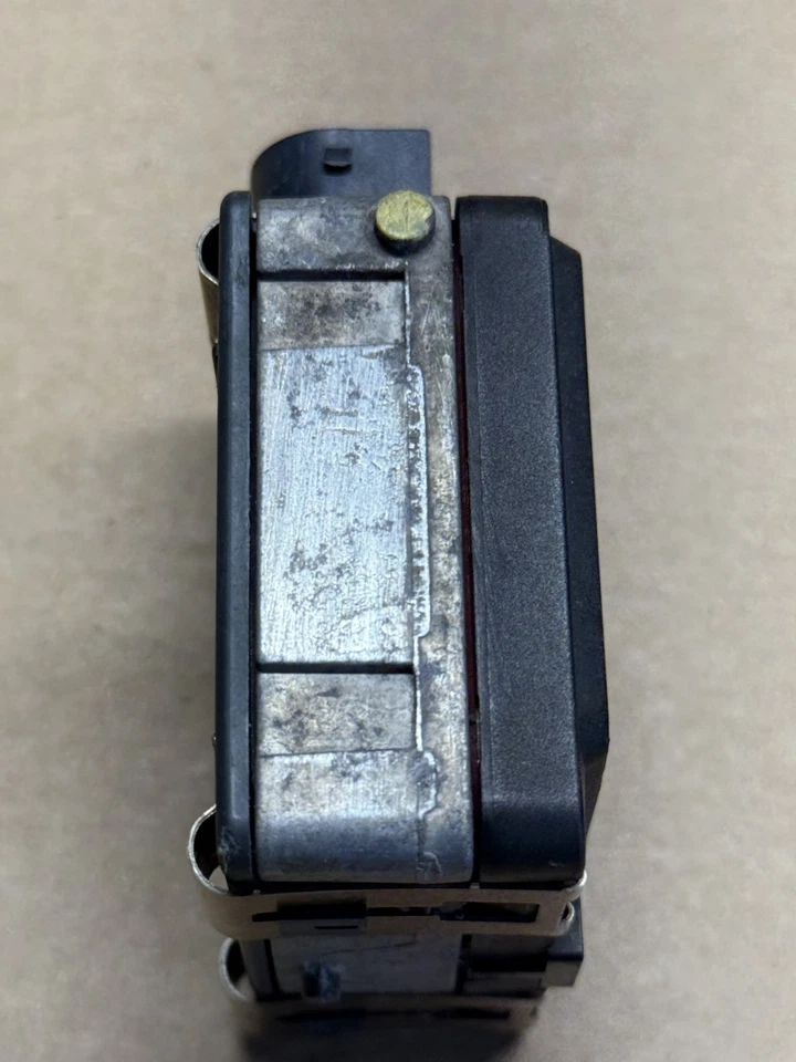 Sensor radar distancia control crucero Nissan Murano 2015-2017 28438-5AA0A Foto 2 de 4