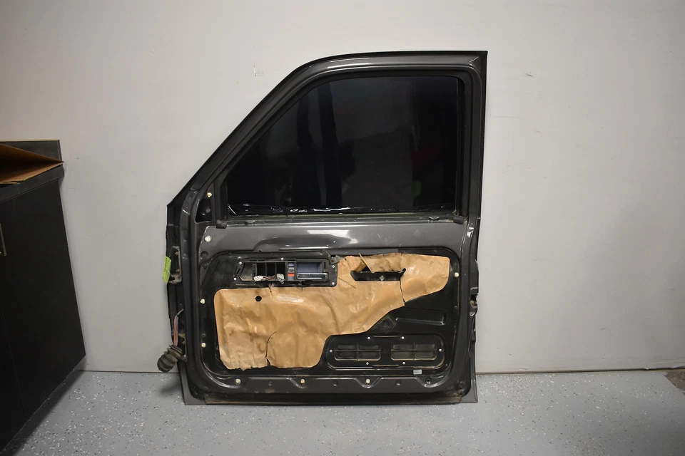 1988 - 1993 Chevy K1500 Passenger RH Right Black Walnut-97U Power Door Shell Foto 3 de 4