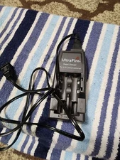 Ultrafire WF-139 charger