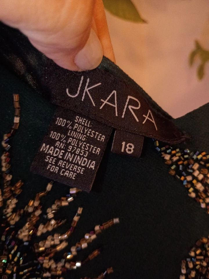 Vestido JKara Hunter verde floral con cuentas Foto 4 de 4