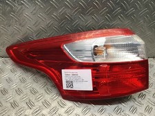Rückleuchte links Außen  Ford Focus III Turnier (DYB) Heckleuchte Links Außen 6