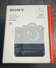 Sony vertical grip VG-C3EM Fits Sony A9, A7III, A7RIII -in original box