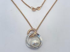 18ct Gold Hallmarked Diamond & Pearl Necklace. Goldmine Jewellers.