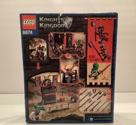 LEGO 8874 Knights Kingdom Battle Wagon NEW in box