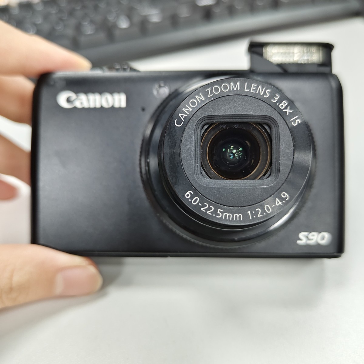 Canon PowerShot S90 10MP Digital Camera 3.8x Optical Zoom w/3-Inch