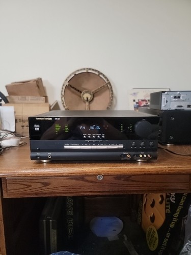 HARMAN KARDON AVR 220 Receiver. Works. No Remote. 