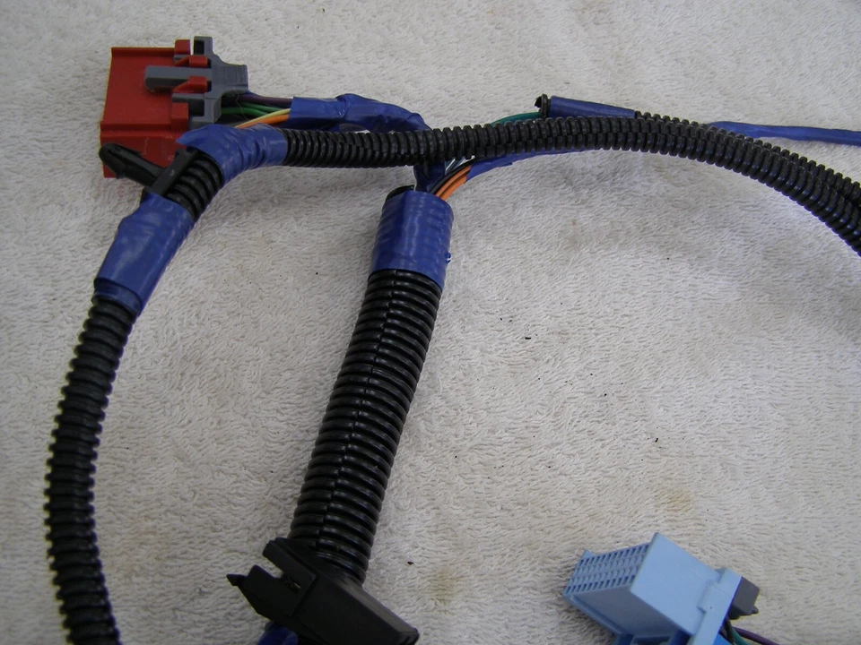 Arnés de cables de estante para tablero trasero Buick Park Avenue 1998 fabricante de equipos originales 12187356 Foto 2 de 4