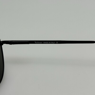 Vuliwear Sunglasses BLKNBLU Mod 306 Col 042 Polarized W/ Case Vuliwear Sunglasses BLKNBLU Mod 306 Col 042 Polarized W  main image 2