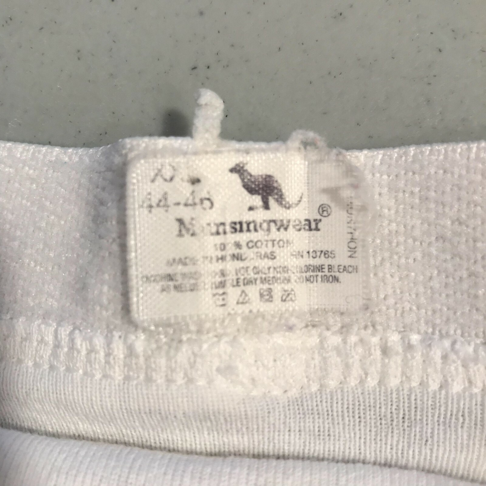 Vtg NOS MUNSINGWEAR Men's Kangaroo Pouch Briefs Underwear Size XXL (44