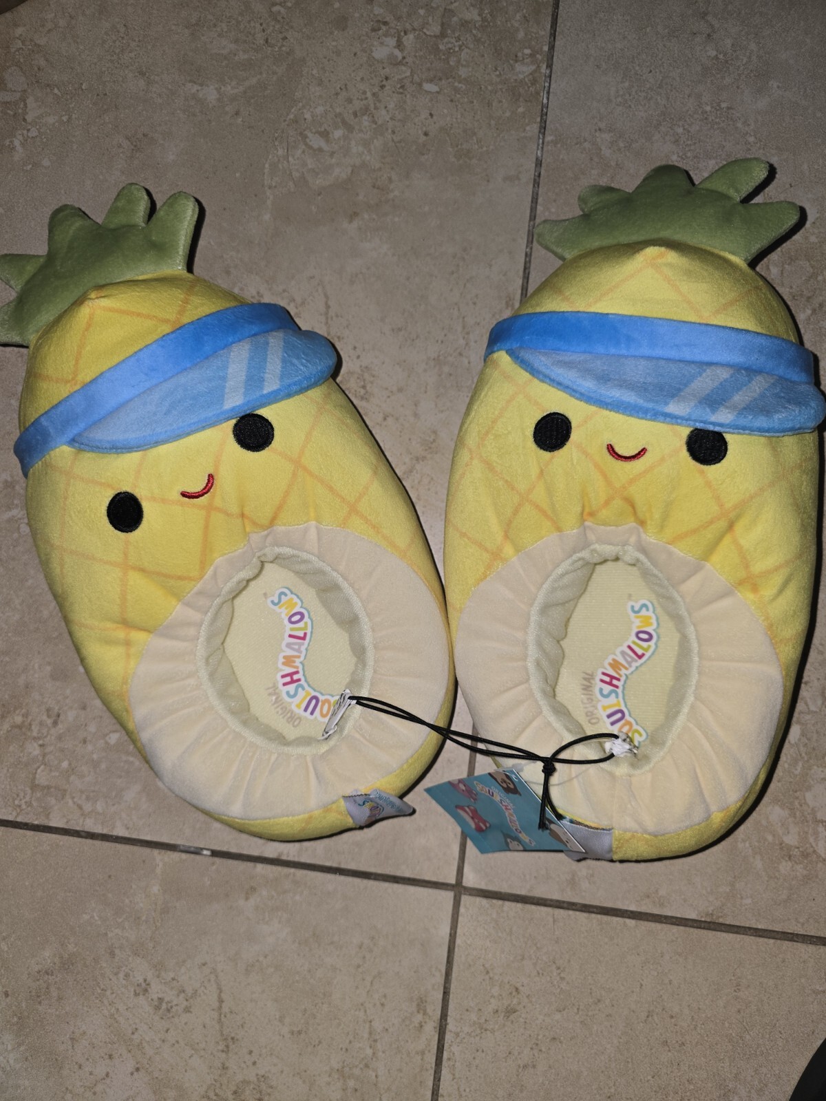 PANTOFOLA D’ORO Pantofole Squishmallows Adulto Peluche Giallo Maui l'Ananas Taglia 9 10 Nuove