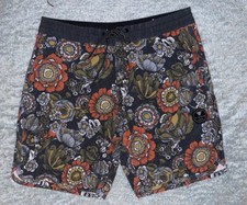 Vissla Men's Muy Bueno Multi Color Floral Board Surf Swim Shorts Sz 32 Cocoflex