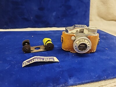 Vintage 1950's HIT SPY Camera with Leather Case Miniature W/film
