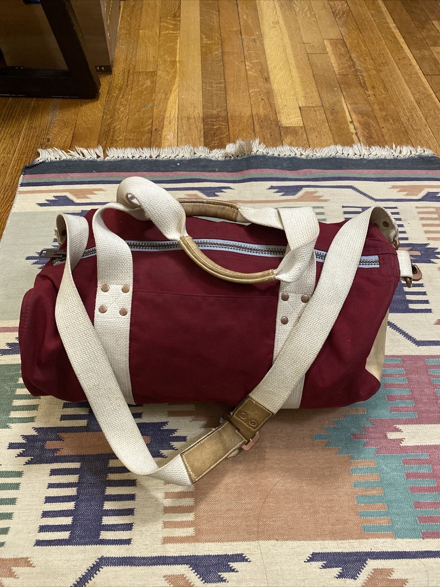 Unbranded Round Gym Duffle Bag HandMade in USA Maroon