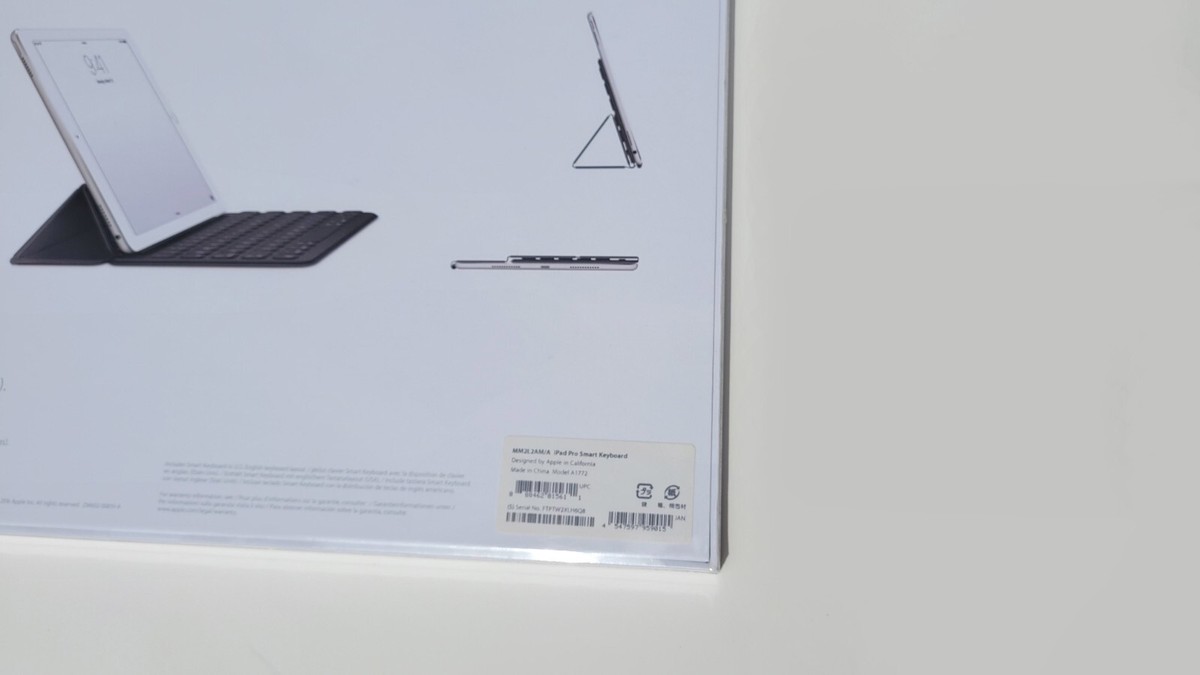 Apple Smart Keyboard for iPad Pro 9.7 inch - Black for sale online