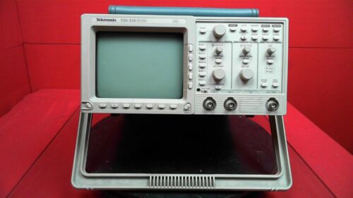 Tektronix TDS310 2 Channel 50MHz Oscilloscope FOR PARTS OR REPAIR - Picture 1 of 1