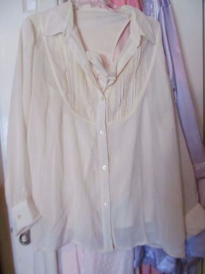 White Stag Cream Shirt, 18/20