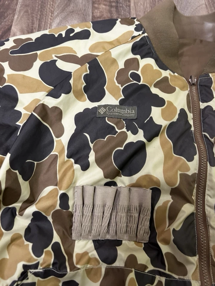 Vintage Columbia Camo And Brown Reversible Insulated Winter Puffer Jacket - Image 4 of 4