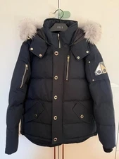Moose Knuckles Navy Down Jacket Fur Hood M