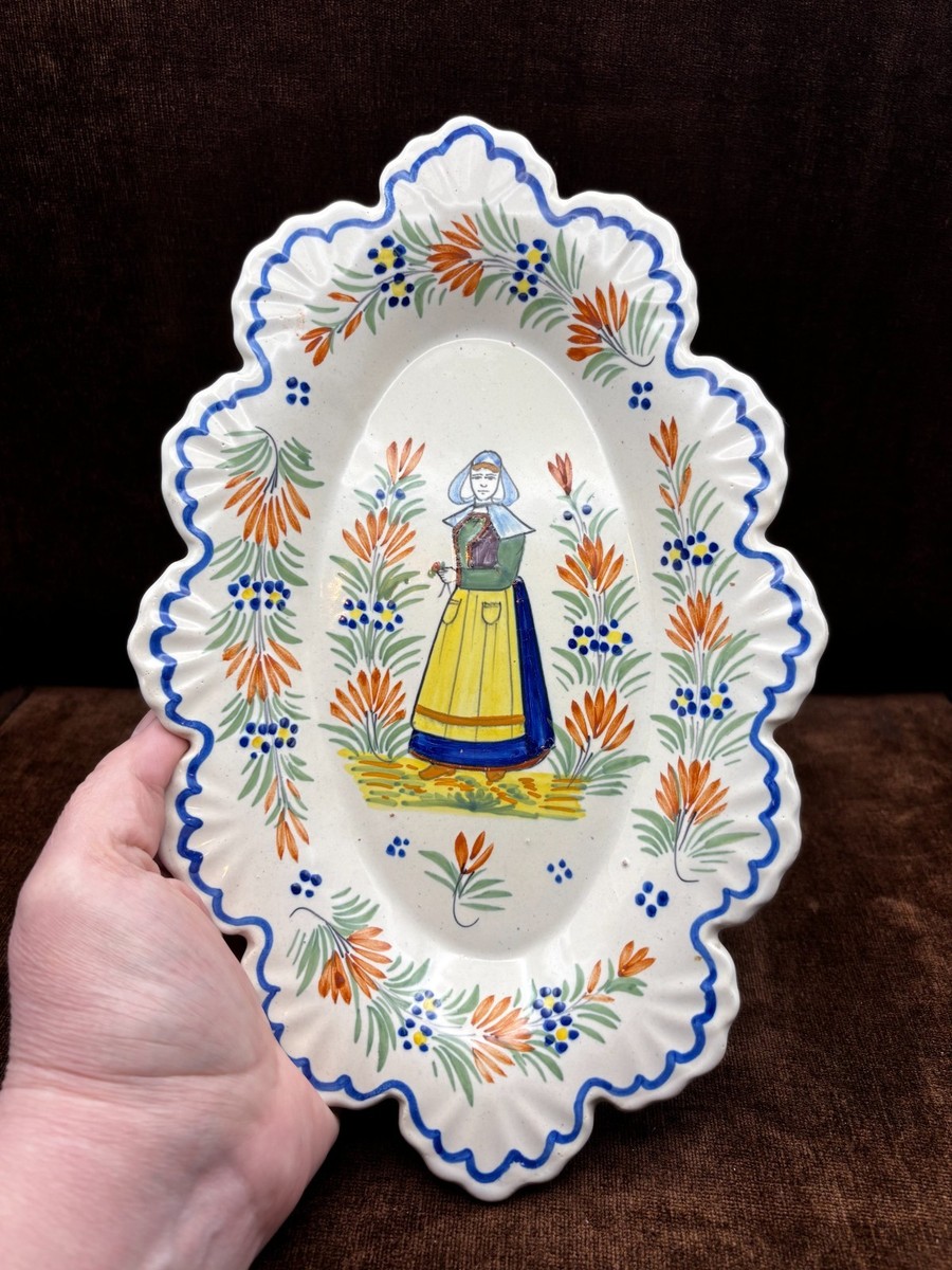 Vintage HenRiot Quimper FRANCE 82 Ceramic Oval Shape Plate Platter