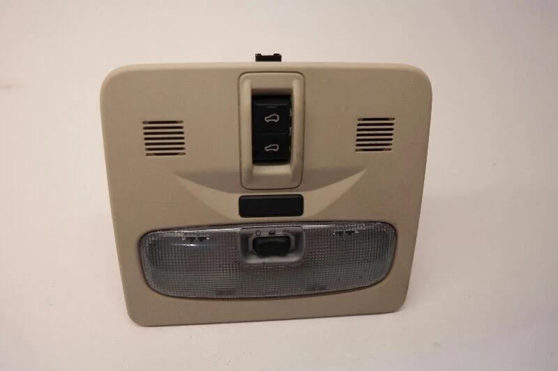 Land Rover LR2 2008-2012 domo superior luz maletero interruptor bronceado Foto 2 de 4