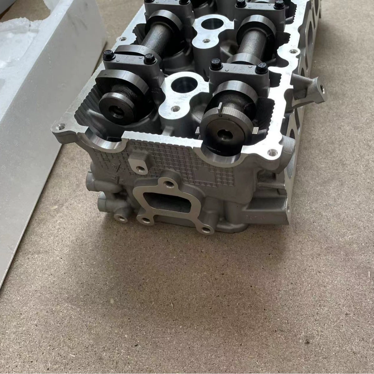 11100-78KA0 J24B Complete Cylinder Head Assy For Suzuki 11100-78KA0 J24B Complete Cylinder Head Assy For Suzuki