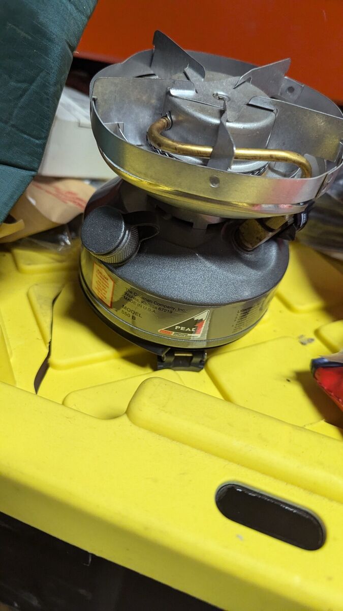 NOS Vintage Coleman Peak 1 Stove 550B749 Multi Fuel 1995 NOS Vintage Coleman Peak 1 Stove 550B749 Multi Fuel 1995