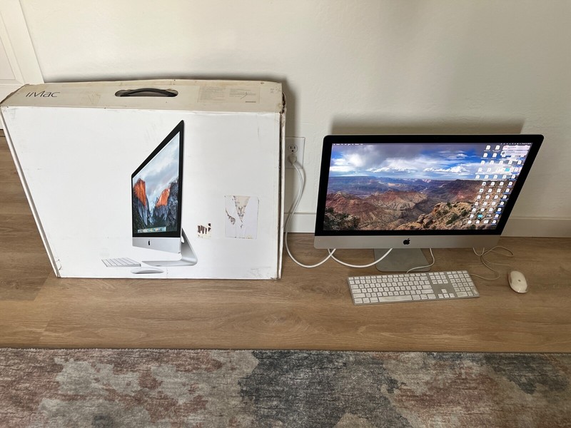 Apple iMac 27" (1TB HDD, Intel Core i5-4590, 3.30 GHz, 32GB RAM) Silver Used Box