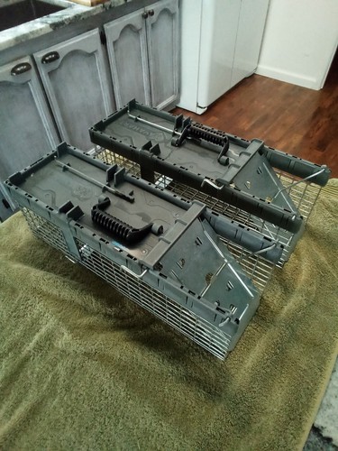 Havahart 1026 Small 1-Door Humane Live Catch & Release Animal Trap 17 x 5 x 5
