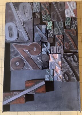 Contents Hamilton Printing Cabinet Math Symbols Letterpress 29 Pieces INVLP29