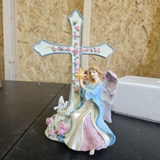 Avon Angel Cross Caucasian Gift Collection New In Box 2002