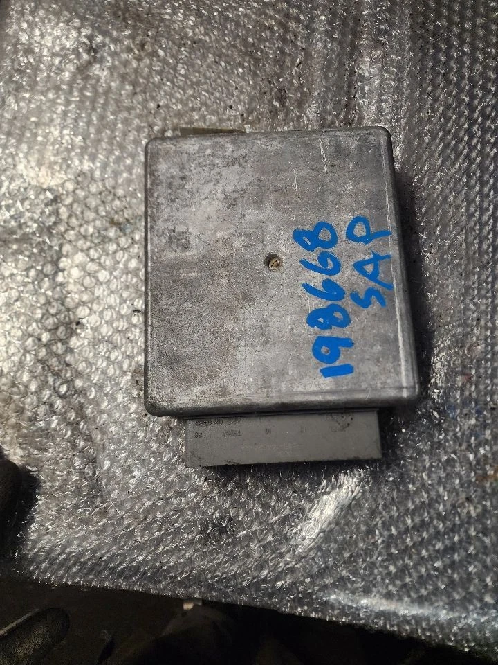 Электронный модуль управления двигателем ECM 8-281 4,6 л подходит для 96-97 MUSTANG 646118 - Изображение 2 из 3